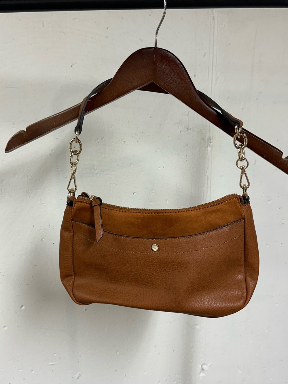 LC Lauren Conrad Tan Shoulder Bag with Gold Hardware 📦